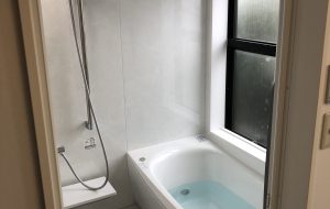 浴室　TOTOシステムバス　床ワイパー洗浄（きれい除菌水）