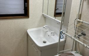 洗面化粧台取替