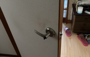 トイレ　ドアノブ交換